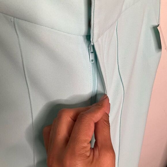 Alice + Olivia Dylan Pant - Picture 6 of 11